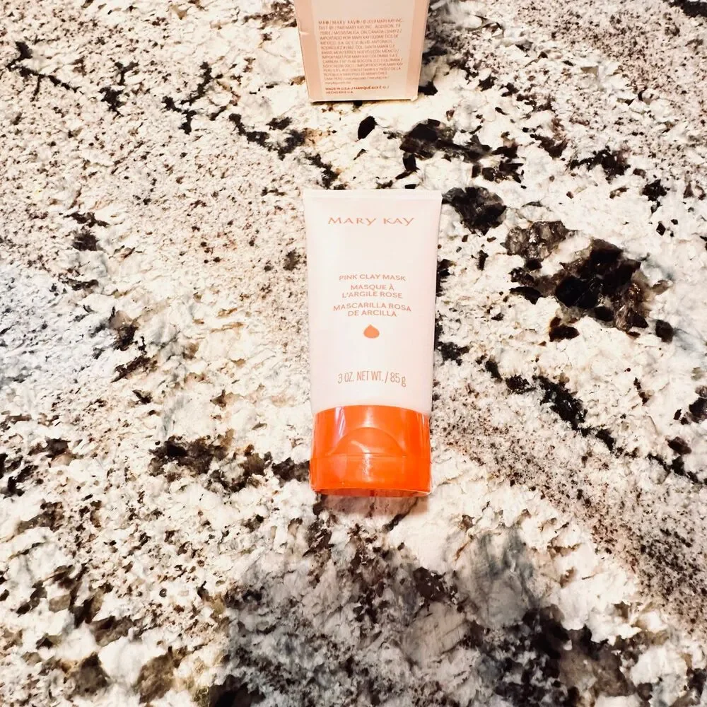 Mary Kay Limited Edition Pink Clay Mask for Dry to Oily Skin New Unopened
